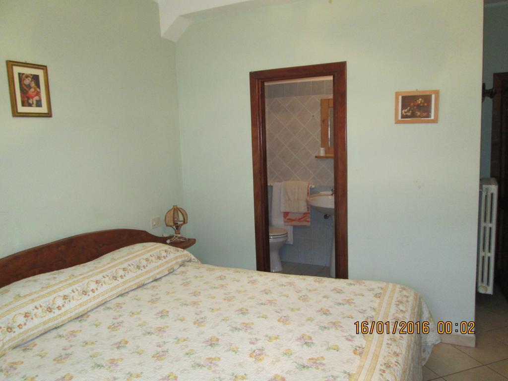 Anticarua B&B Опі Номер фото